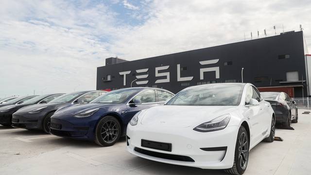 特斯拉|上海“新特产”远征欧洲，7000辆特斯拉出海