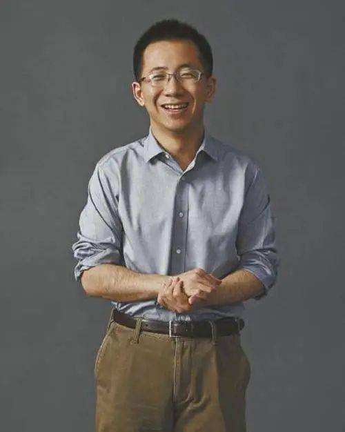 多多|三星创始人去世、抖音独立上市、拼多多做农业｜艾问人物 全球传播