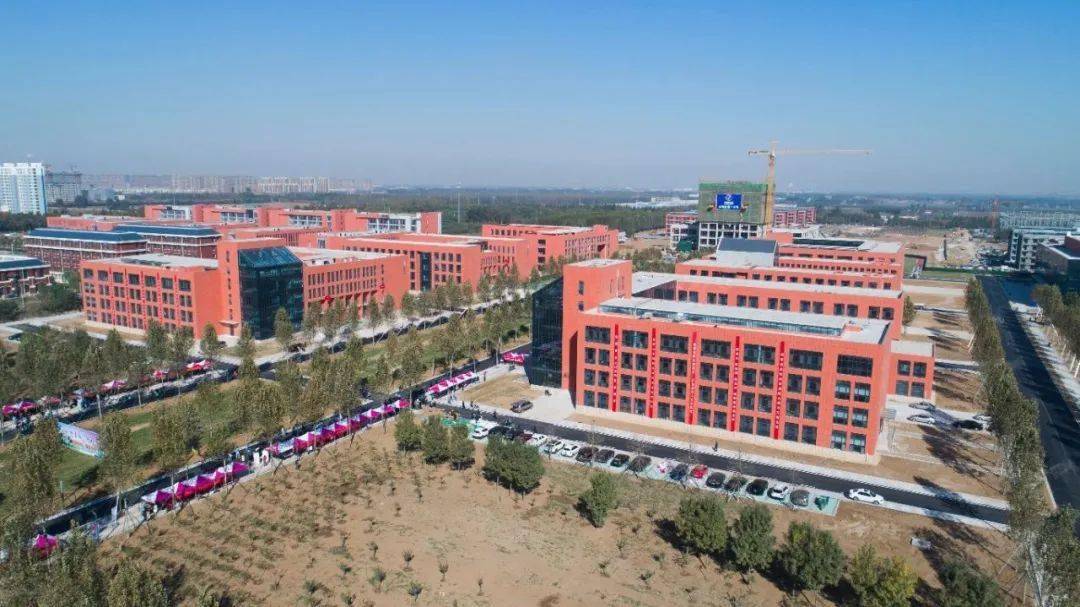 开学了!电建铁军投资建设东营科技职业学院新校区顺利投用