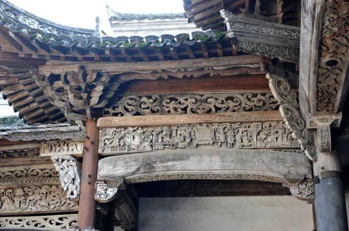 俞氏宗祠丨古徽州祠堂建筑的特色以木雕闻名