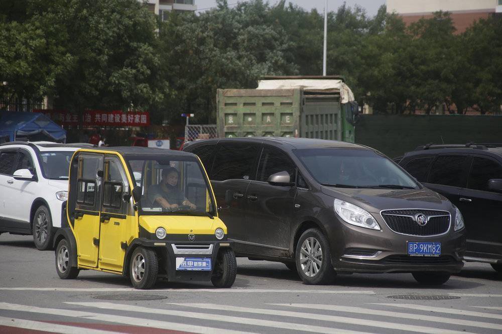 “马路混蛋”老年代步车