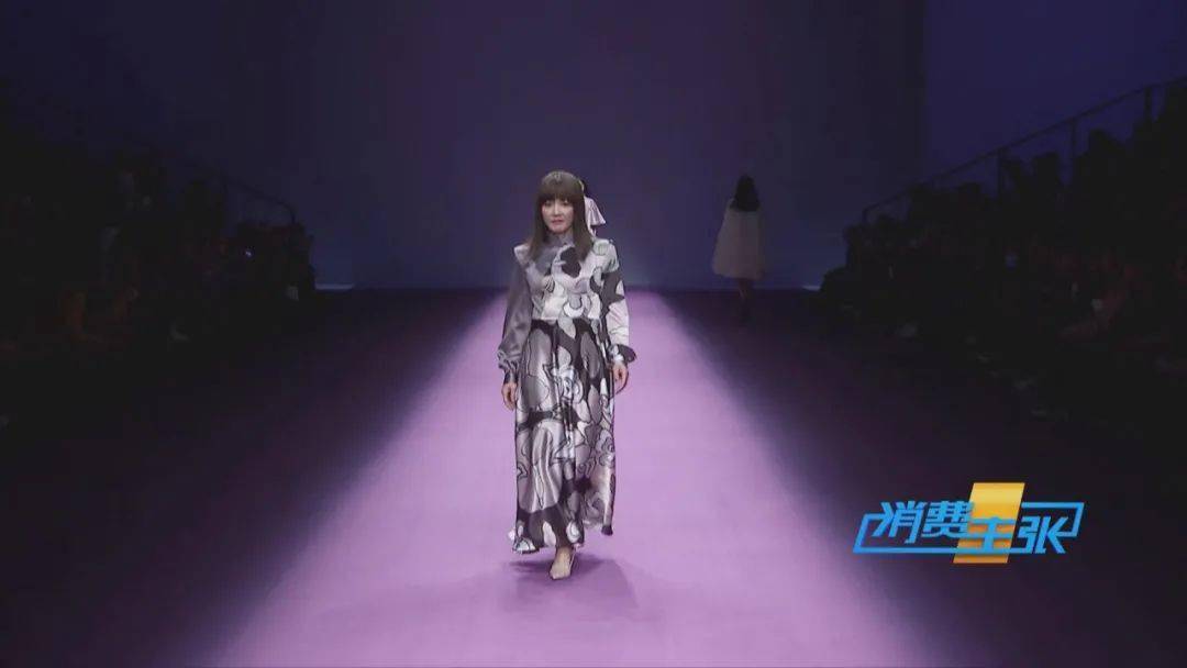 时尚|中老年如何穿出时尚与优雅？设计师建议改变这4点