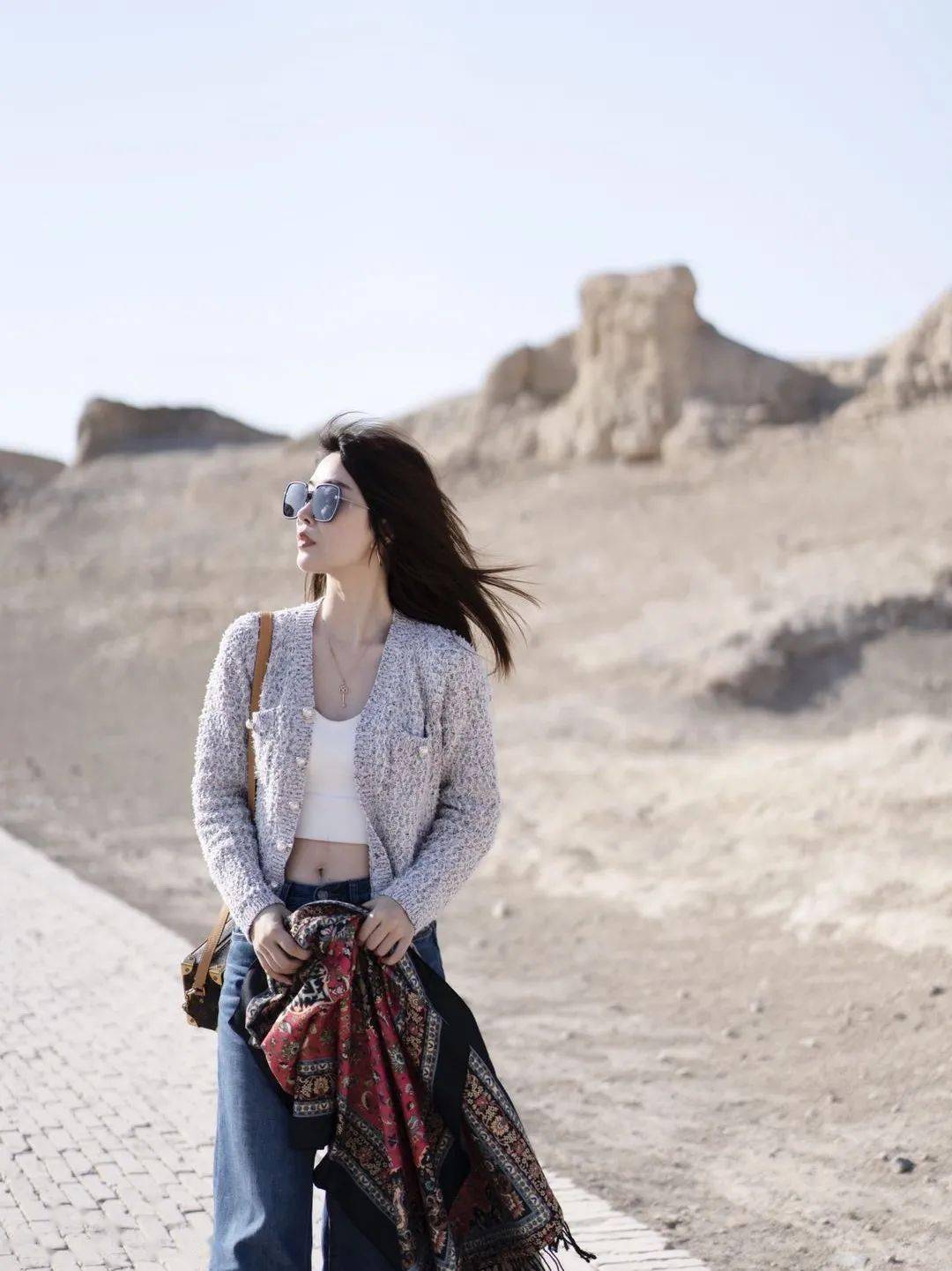 李佳琦|解锁一周年大礼包,比李佳琦直播间更省钱!!!奢侈品居然只要3位数,开心晕了!