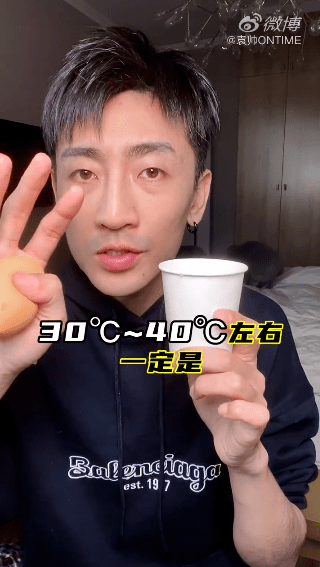 预售|200块也能化出百万化妆师同款底妆！3分钟让毛孔隐形，get粉嘟嘟的奶油肌！实在是太好看了~