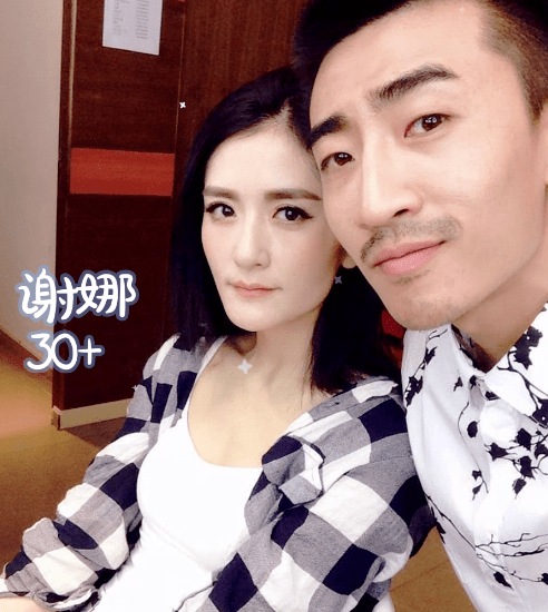 预售|200块也能化出百万化妆师同款底妆！3分钟让毛孔隐形，get粉嘟嘟的奶油肌！实在是太好看了~