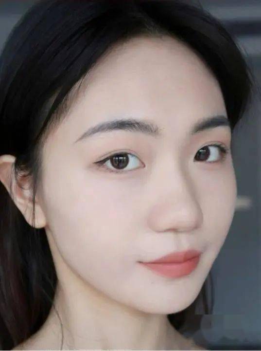 毛戈平|李佳琦推荐~热销4万+！能顾持妆10小时的神器究竟是什么？