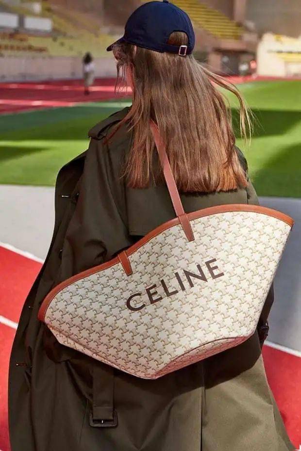 灵感来自抖音潮化的celine你爱吗