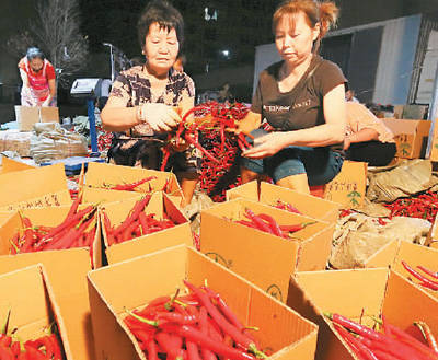 零售|中国生鲜零售交易破2万亿元 线上线下共同做旺市场