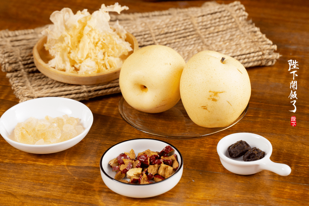 银耳怎么泡发好用凉水还是用温水 59cd08d34cb548d5803c1276d672703c.png