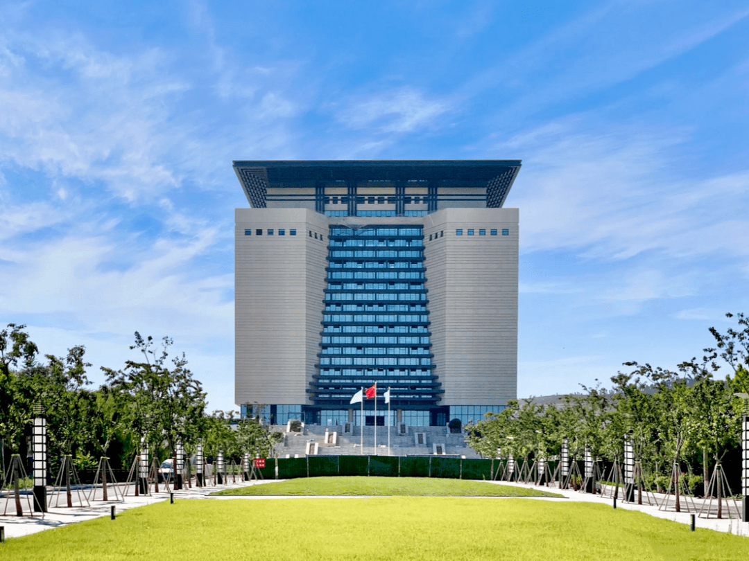 山东经济总量占全国的1 12_山东经济学院牛玉红