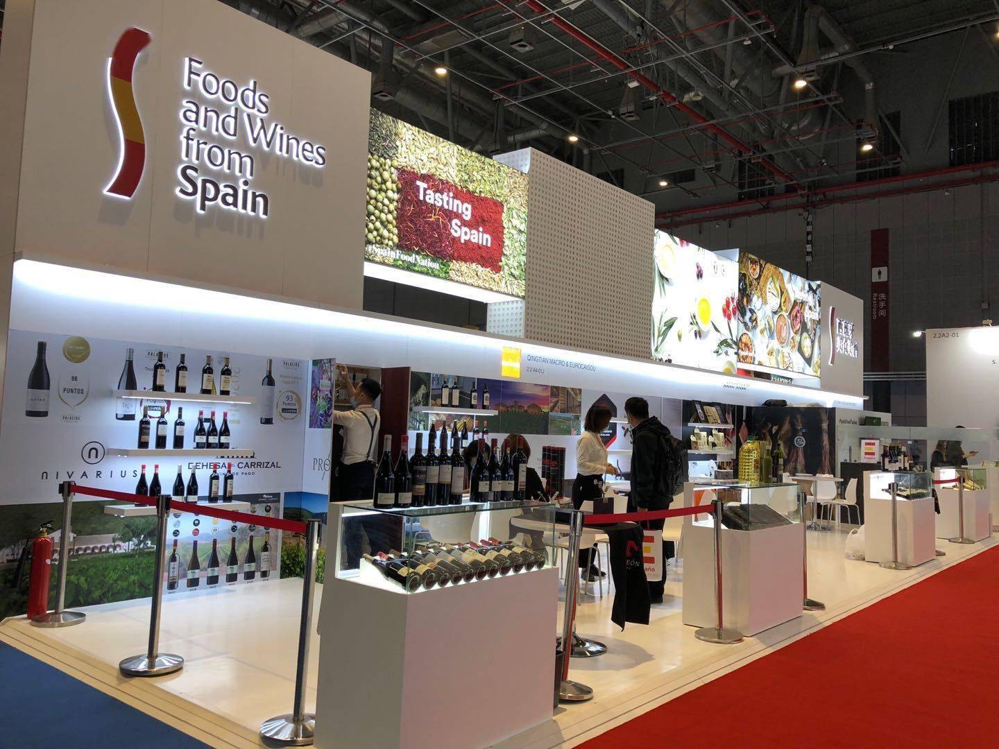 参展|第三届进博会“首秀”：多国企业连续三年参展，有企业已拿下大单