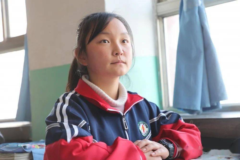 平凉二中学生"扶!