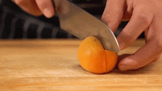 8b680c28bdec4e8585f3c71e9d363acc.gif