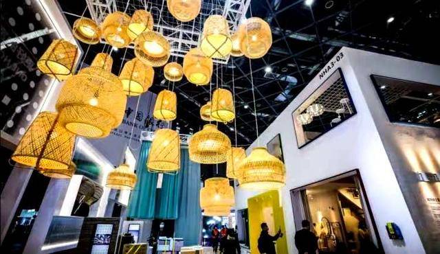 2020年徐汇区经适房_紧抓溢出效应,加快构建总部型经济新高地