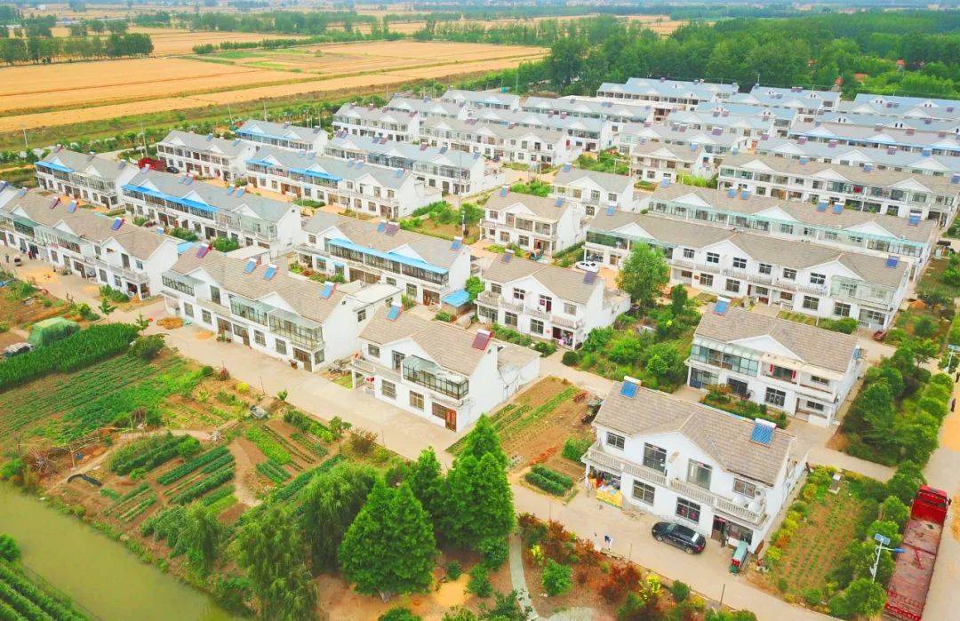 疯狂猜成语白墙大院_看图猜成语(3)