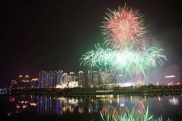 赣县gdp_赣县中学南校区图片(3)