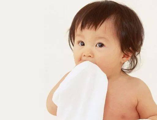 胳膊|家长们要注意了…半个月接诊2、3例！新生儿胳膊破溃化脓
