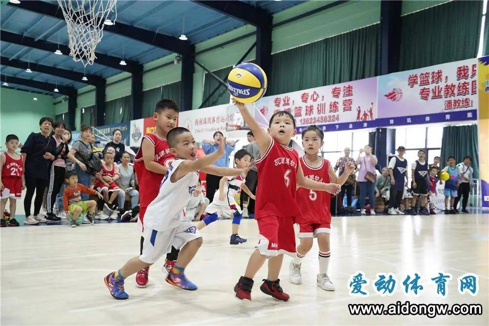 nybo青少年篮球公开赛海口珠玑体育馆开打