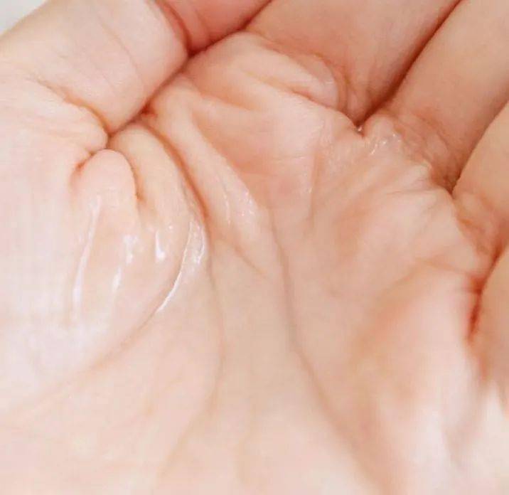 精华|惊了！小棕瓶平替竟然上位成功？