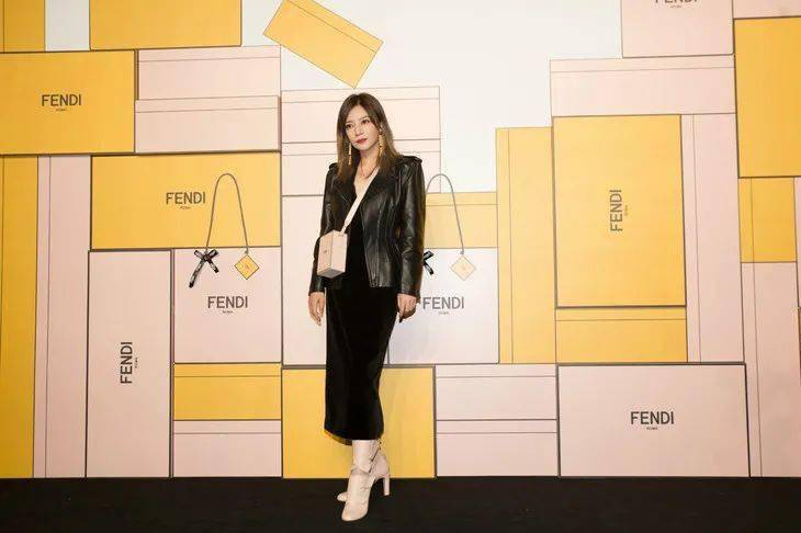 节目|壹周潮话题 | 付完尾款，只能靠这节目找找赚钱动力了