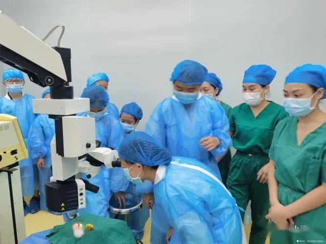 眼科怎么学习 7892e0e7090c497395bfac2272307878.jpeg