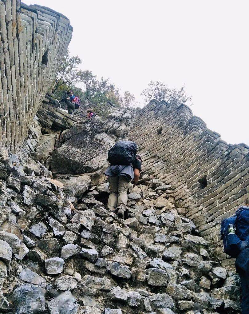 1日野长城三险之61后箭扣天梯九眼楼鹰飞倒仰北京结一日登山徒步