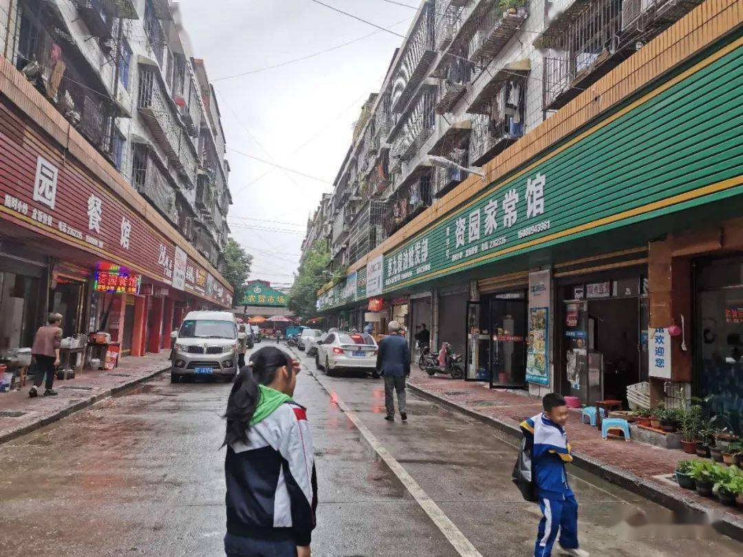 位于邵阳市北塔区江北大市场26号第10栋23号门面.