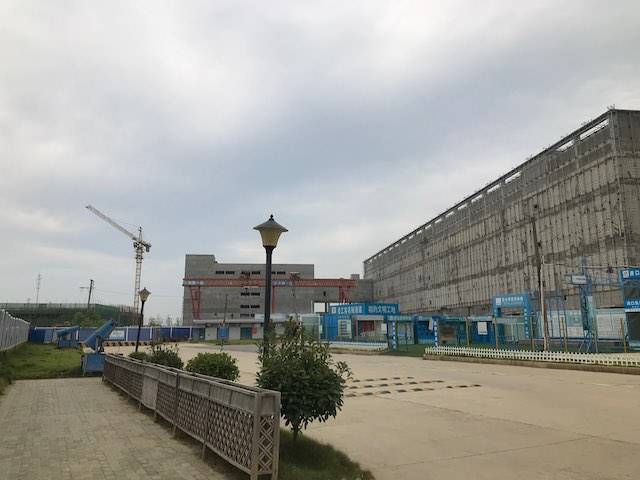 武汉弘芯千亿项目停摆之谜：最大股东零出资也有