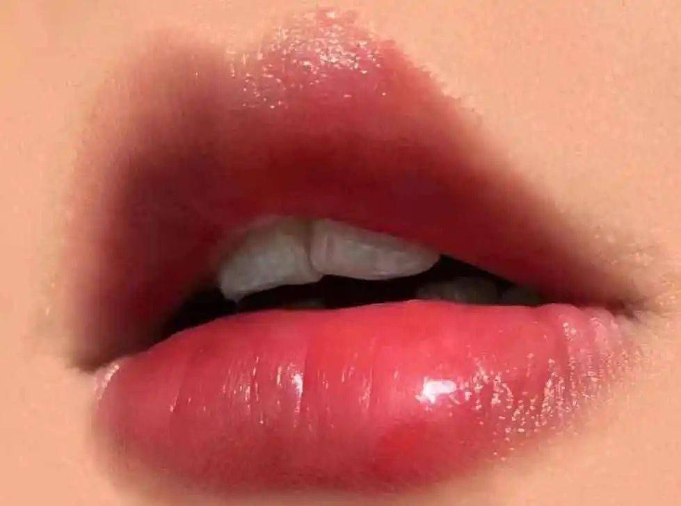 蒙淇淇|20块钱就能买到的绝美腮红？我不信！