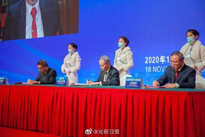 乌鲁木齐GDP中亚城市_乌鲁木齐城市图片