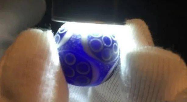 怎样辨别蜻蜓眼琉璃珠真伪