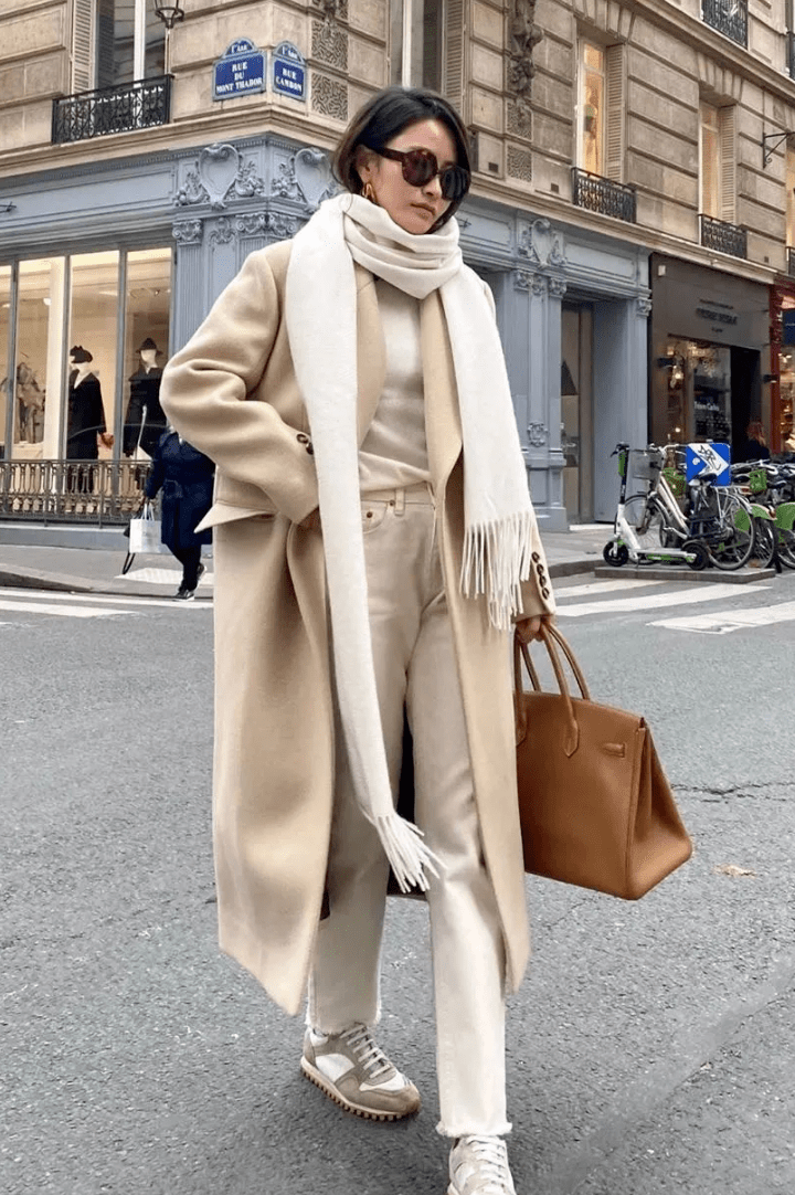 驼色|比驼色更好穿，今年冬天“奶茶色”火了！！