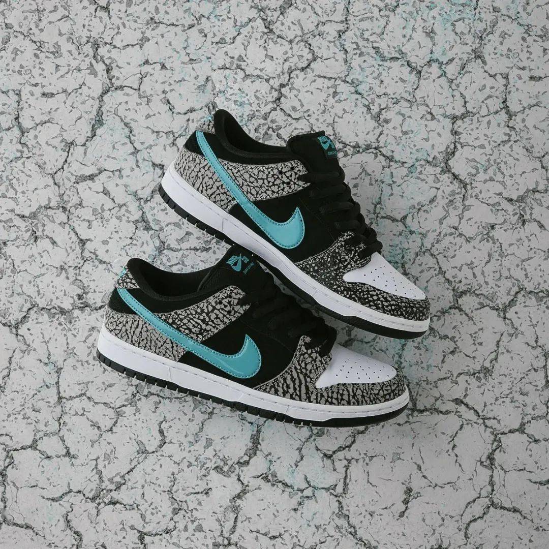 nike sb dunk low "elephant"