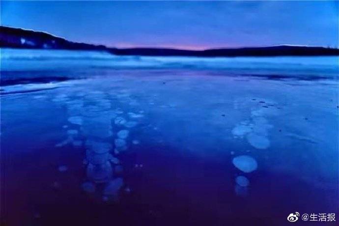 漠河出现千米“冰泡”奇观