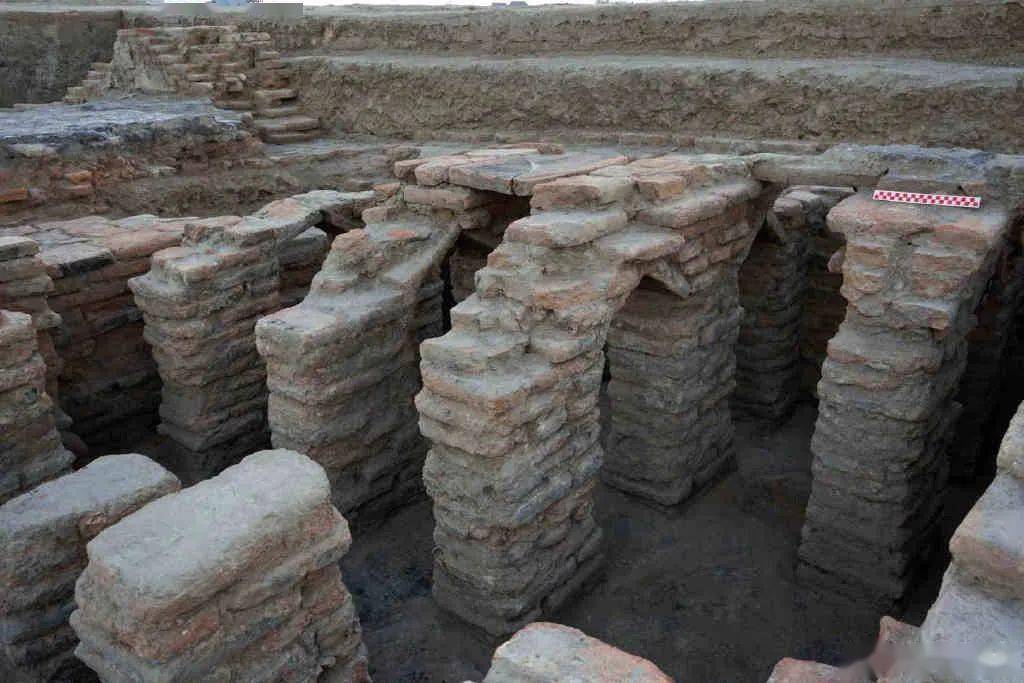 遗址|中国考古工作者发现一处“古代澡堂子”遗址