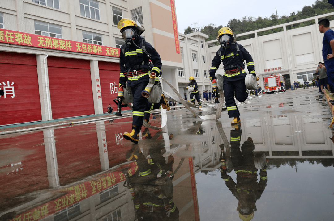 厉害了九江专职消防队夺全市消防比武总冠军