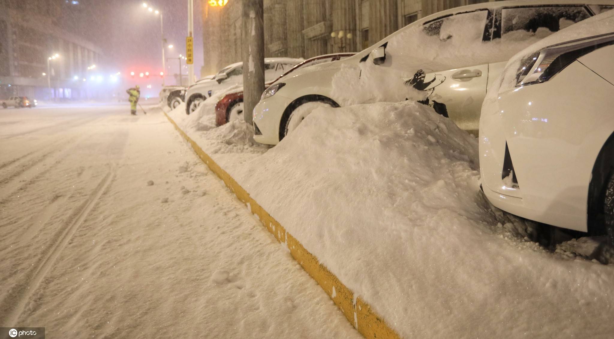 中央气象台发布暴雪蓝色预警：甘肃、宁夏等地的部分地区有暴雪_工作_积雪_部门