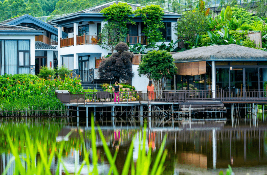 泡私家泡池才算泡温泉$499元抢清远佛冈鹤鸣洲住宿私家池早餐网红捞鸡