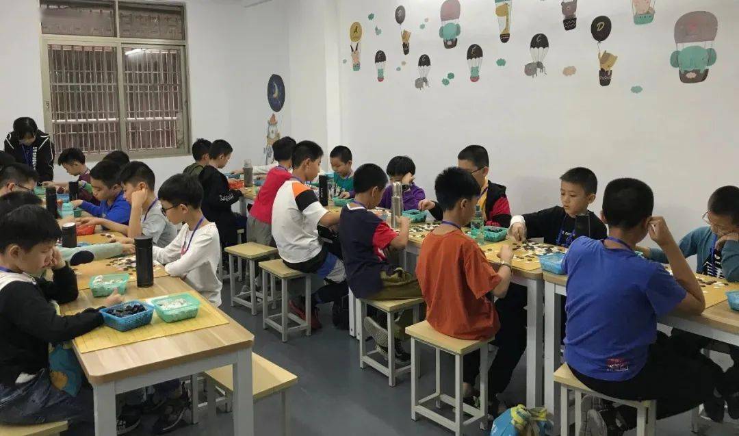 2020年揭阳市高中排名_2020年揭阳市秋季围棋段级位赛圆满收枰