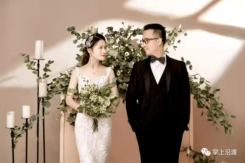 恭贺:李顶兴爱女李玉玲与爱婿白澄喜结良缘(吴奎联,王岩携家人※贺