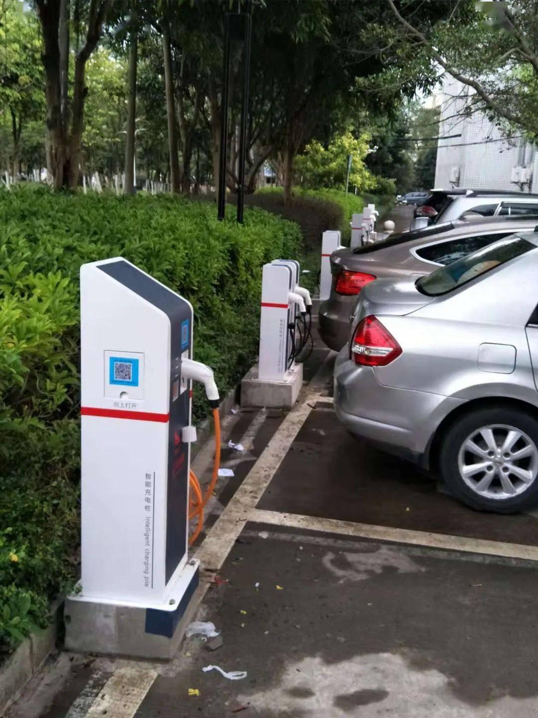 电动汽车充电桩是多少伏电 58ebf9a96bfe49f59ba7afb901668b5e.jpeg