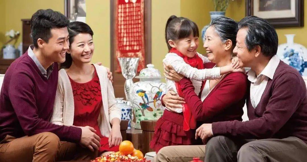 爱唱歌的大学生家有儿女 eaa9161abb63455ba4ae8a5edcfe4f4f.jpeg