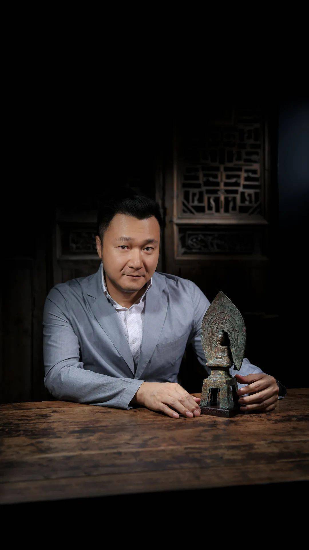 世家西起东兴汉传造像特展中国造像宫廷文化在昆明大放异彩