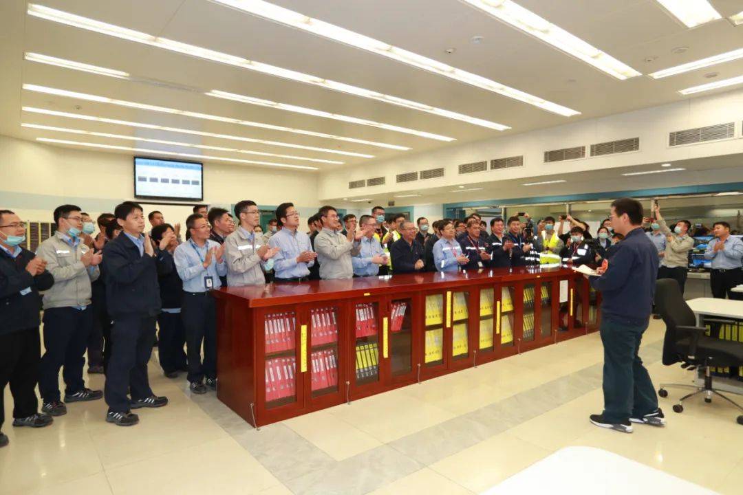 建设|华龙一号全球首堆并网成功