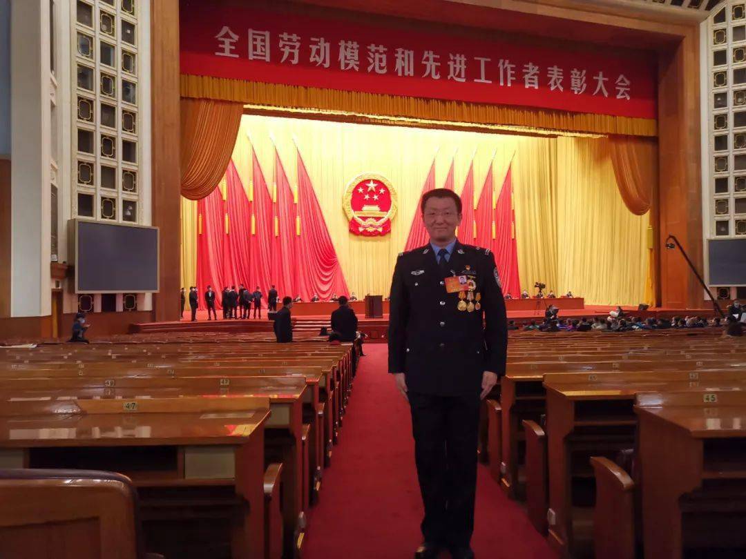 北京公安局人口管理总队_北京人口变化趋势图