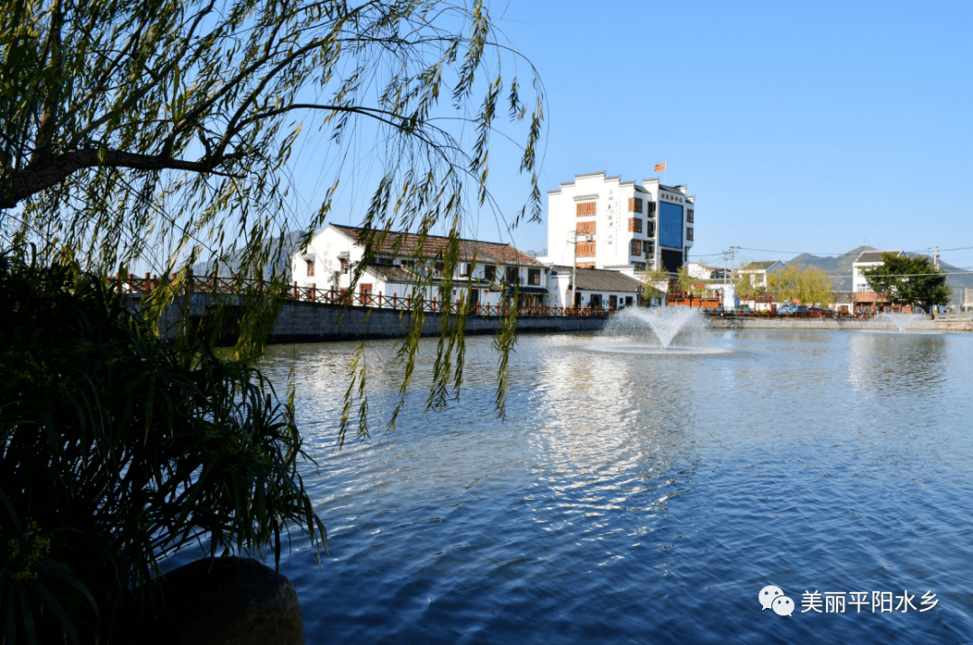 围绕着水环境治理建设美丽乡村,7年间治水工作步步为营,层层深入,环环