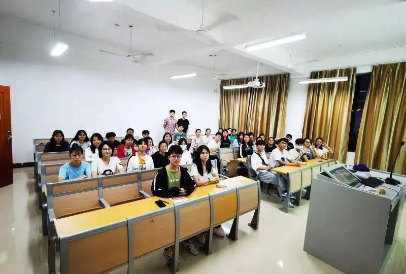 会计个人口号_会计个人简历模板