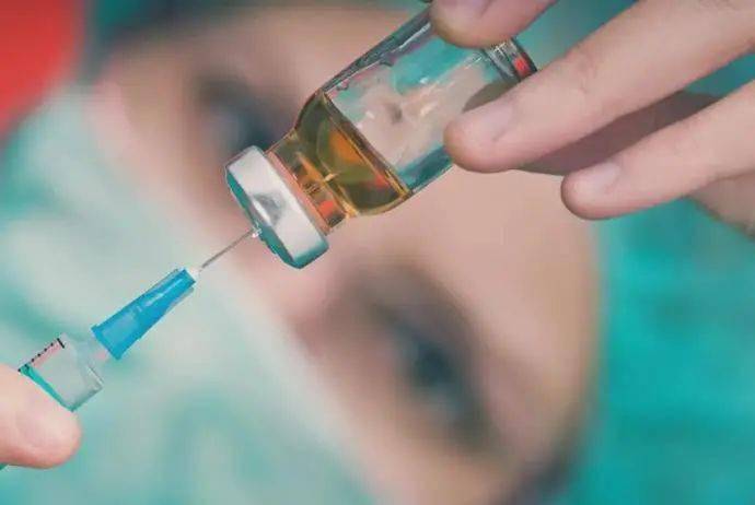 我注射了辉瑞制药公司的新冠试验疫苗