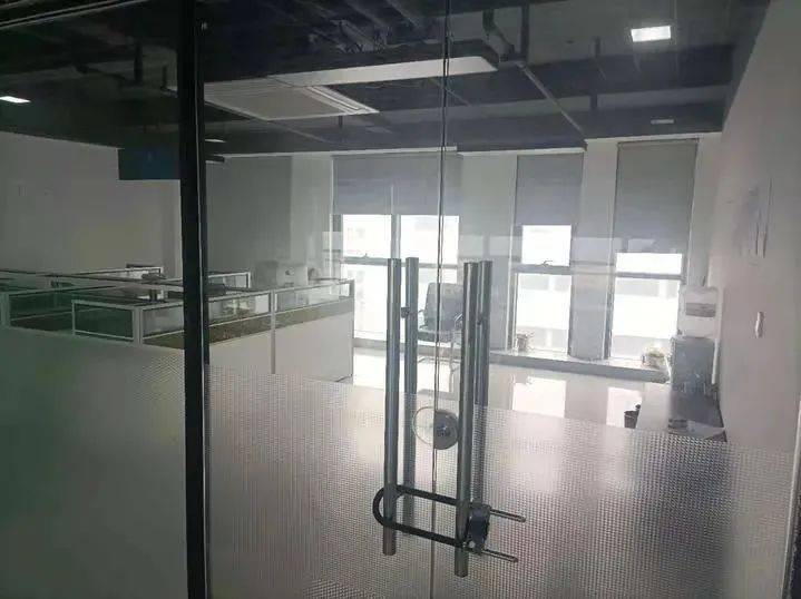 网红蛋糕“贝思客”出事了！无人配送、券用不