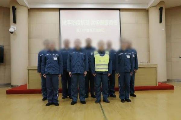 在上海有一群特别的服刑人员：“刚进监狱的日